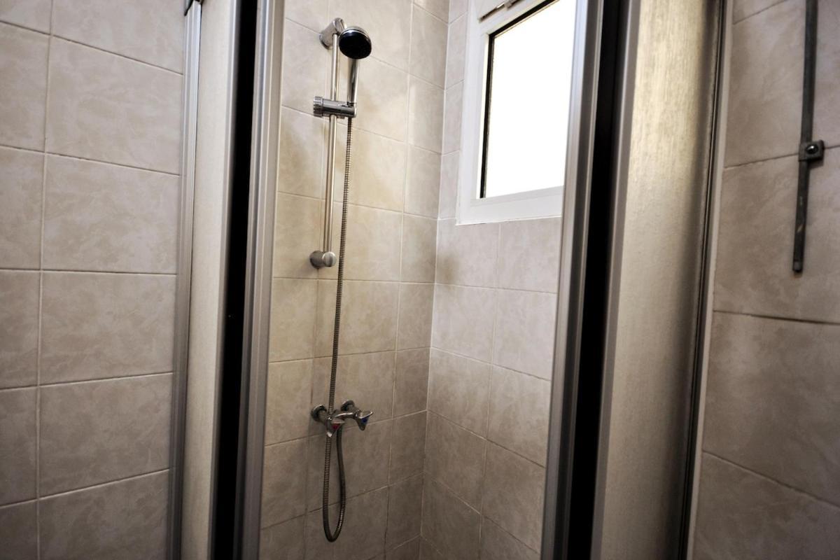 Apartment Warm And Comfortable In Montmartre Paris